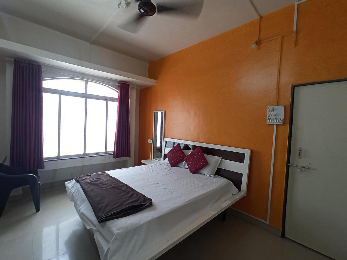 بونة Malwade Motels المظهر الخارجي الصورة