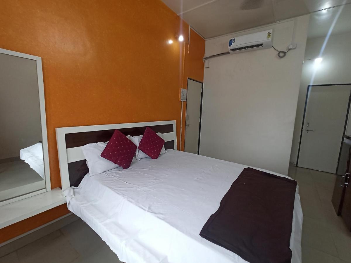 بونة Malwade Motels المظهر الخارجي الصورة